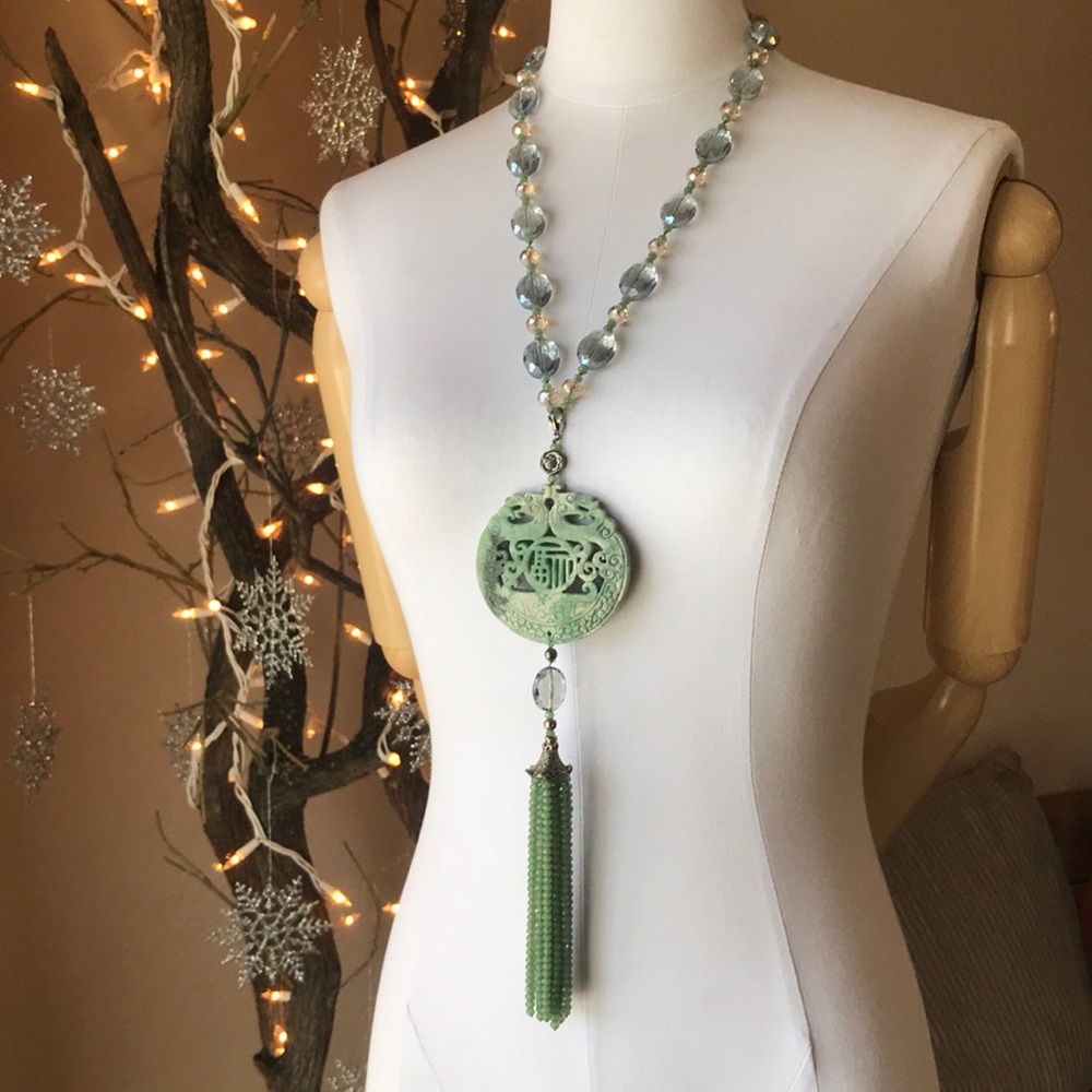 Stunning crystal and jade statement necklace